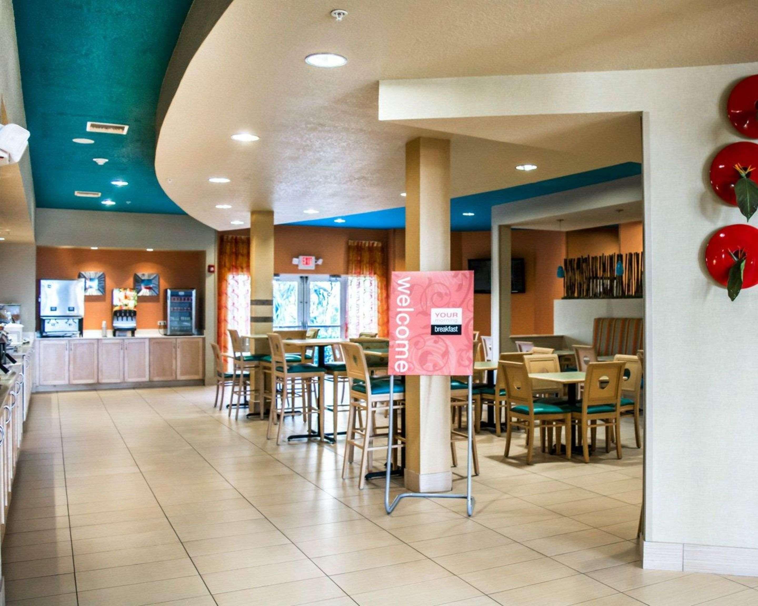 Hampton Inn By Hilton Tampa Fairgrounds Casino Exterior foto